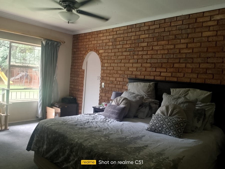 4 Bedroom Property for Sale in Dalpark Gauteng
