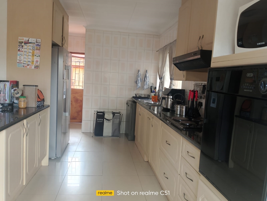 4 Bedroom Property for Sale in Dalpark Gauteng