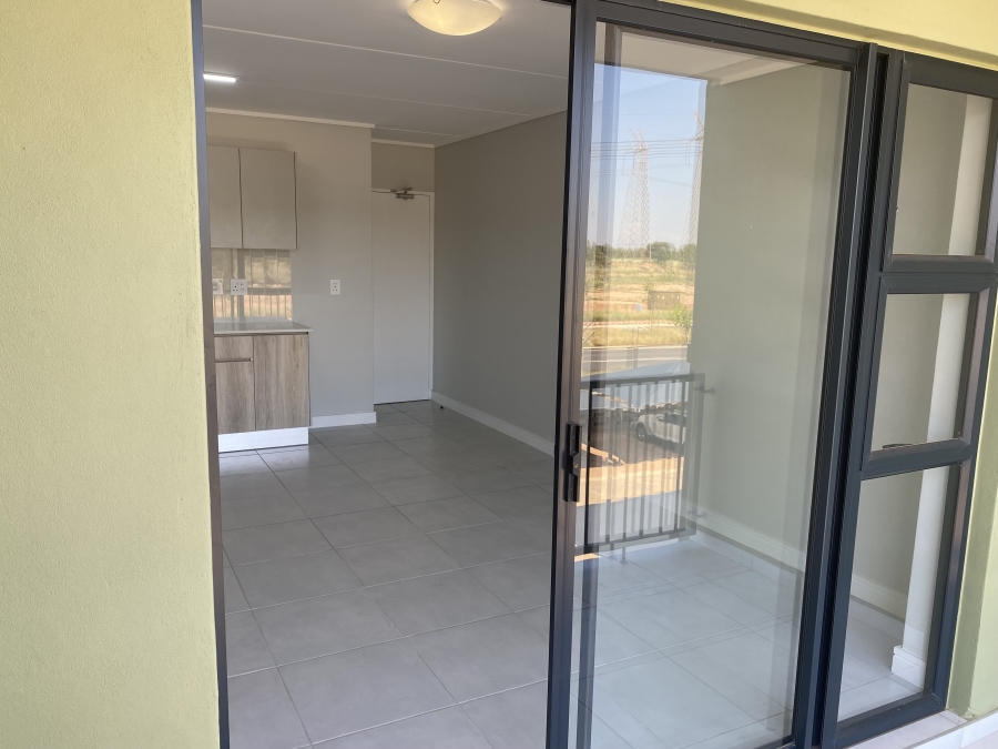 To Let 1 Bedroom Property for Rent in Mooikloof Equestrian Estate Gauteng