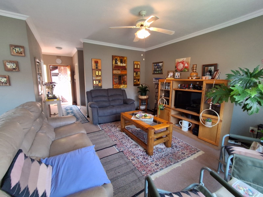 2 Bedroom Property for Sale in Birchleigh Gauteng