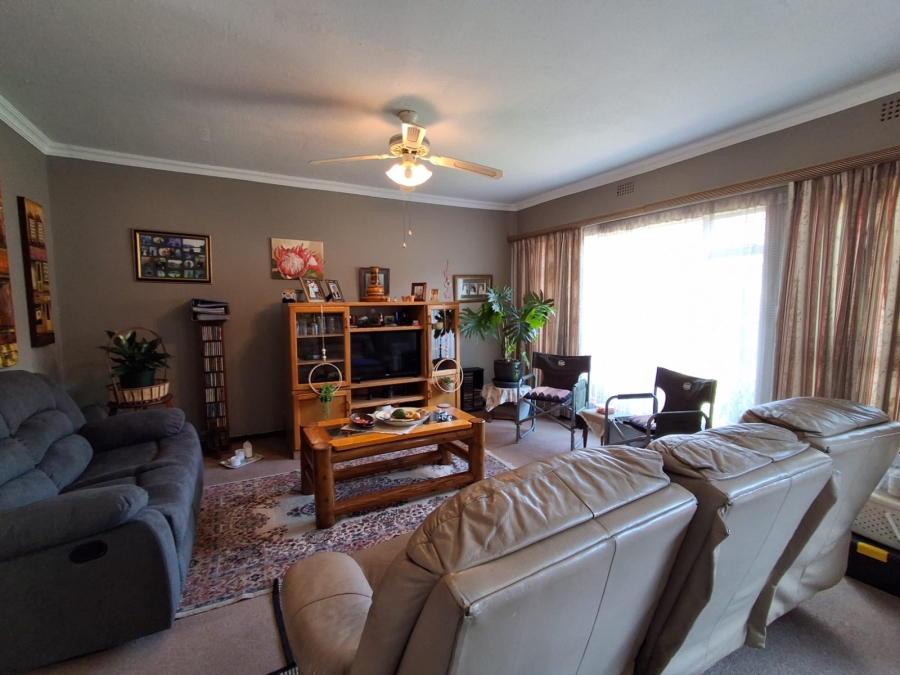 2 Bedroom Property for Sale in Birchleigh Gauteng