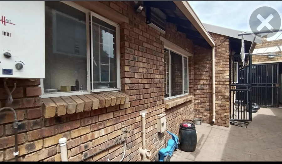 3 Bedroom Property for Sale in Terenure Gauteng