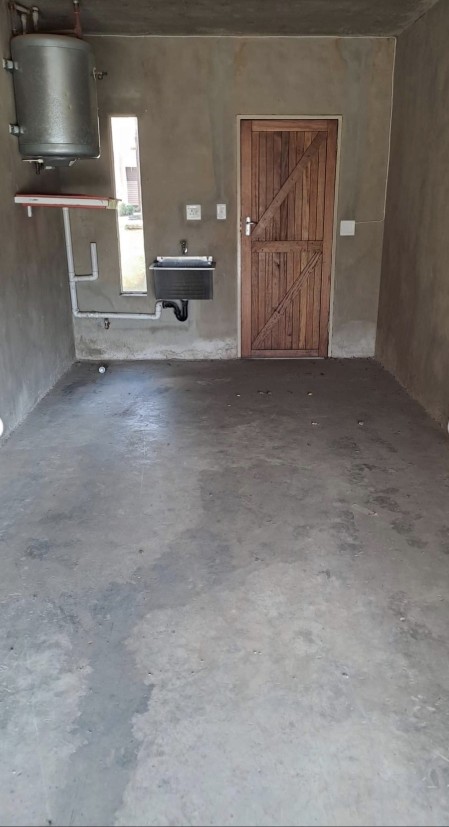 1 Bedroom Property for Sale in Silver Lakes Gauteng