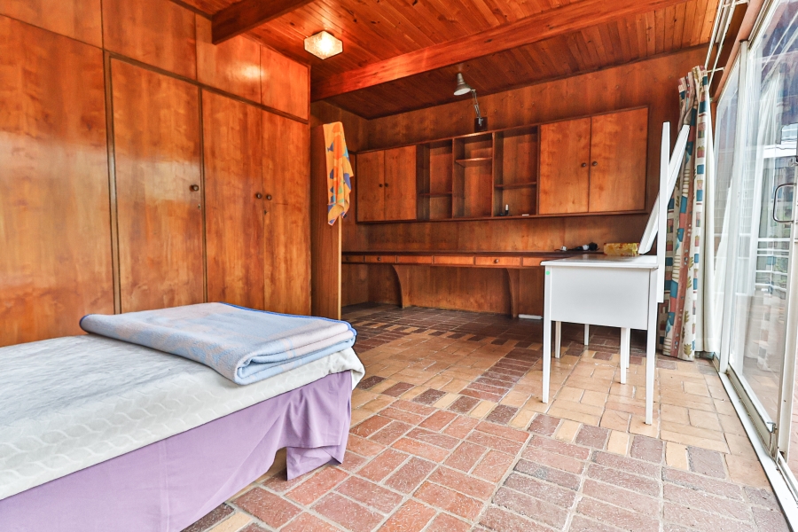 10 Bedroom Property for Sale in Olympus AH Gauteng