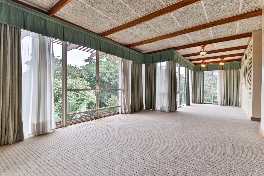 10 Bedroom Property for Sale in Olympus AH Gauteng