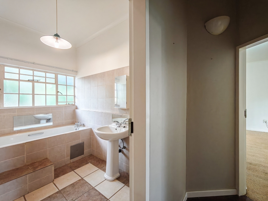 10 Bedroom Property for Sale in Olympus AH Gauteng