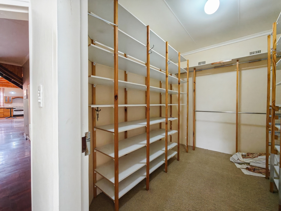 10 Bedroom Property for Sale in Olympus AH Gauteng