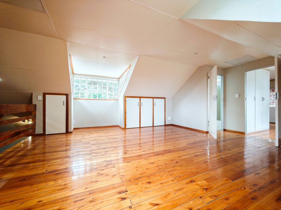 10 Bedroom Property for Sale in Olympus AH Gauteng