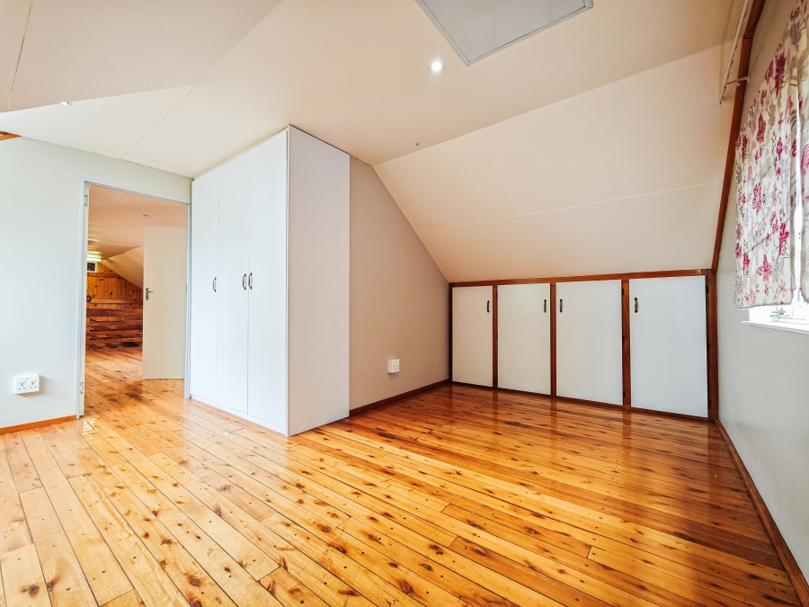 10 Bedroom Property for Sale in Olympus AH Gauteng