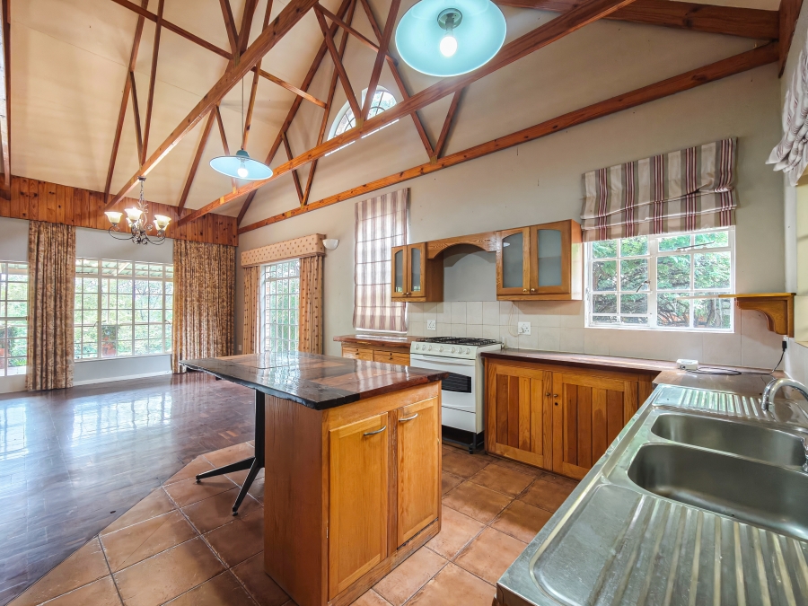 10 Bedroom Property for Sale in Olympus AH Gauteng