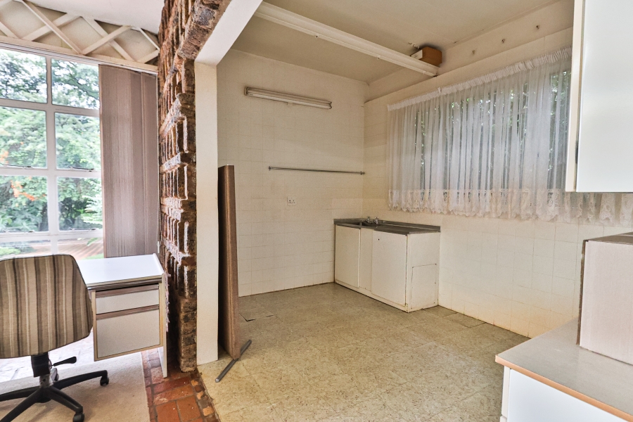 10 Bedroom Property for Sale in Olympus AH Gauteng