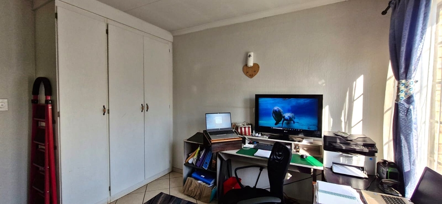 3 Bedroom Property for Sale in Willow Park Manor Gauteng