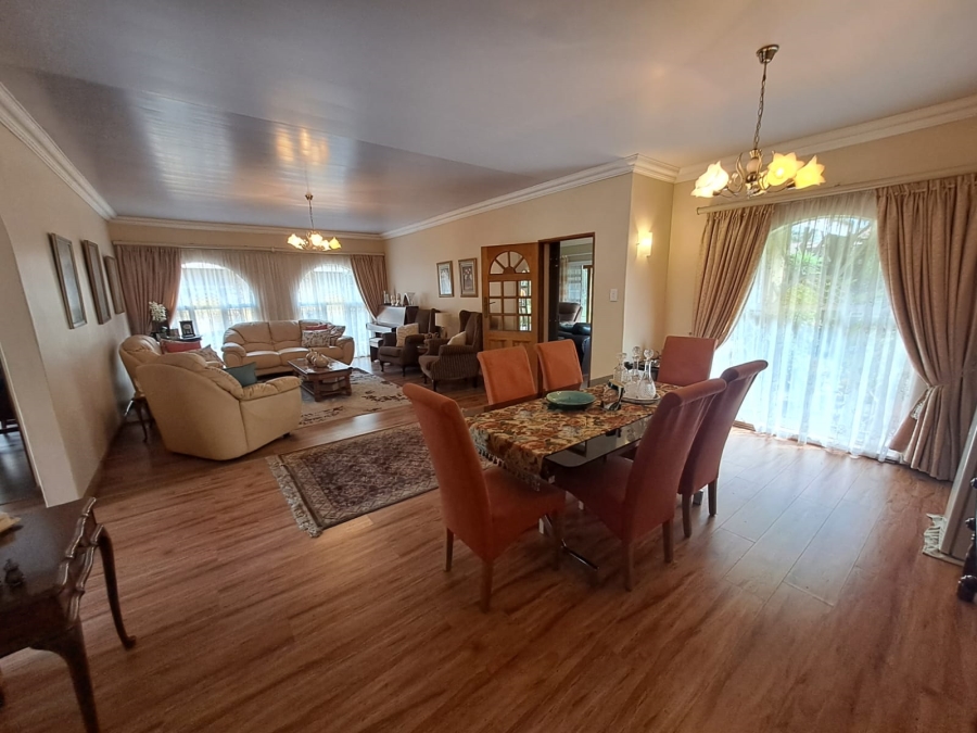 4 Bedroom Property for Sale in Three Rivers Proper Gauteng