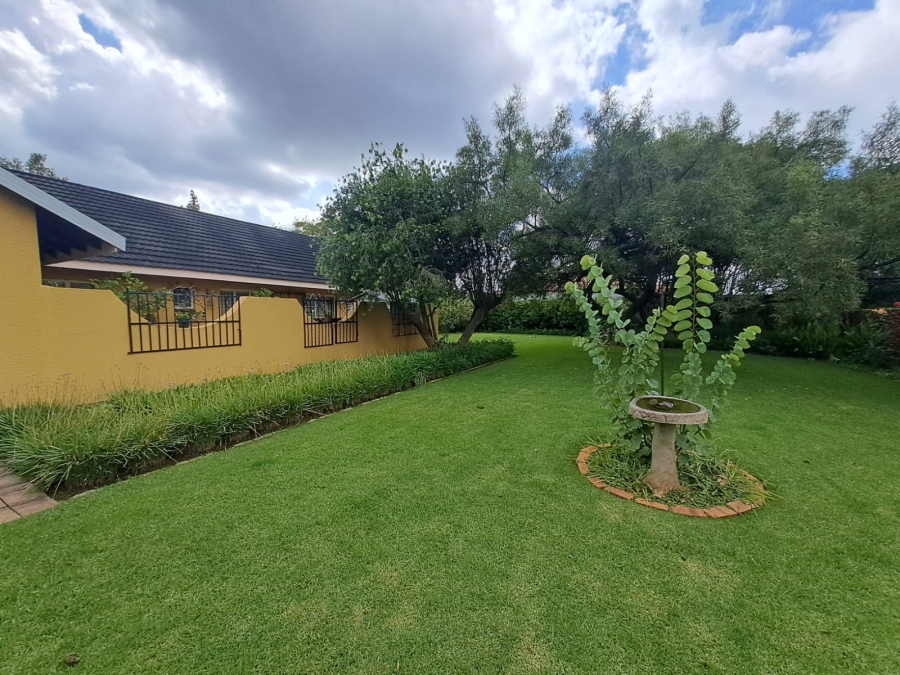 4 Bedroom Property for Sale in Three Rivers Proper Gauteng