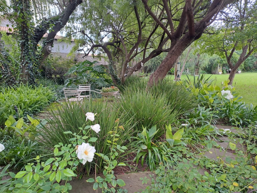 4 Bedroom Property for Sale in Three Rivers Proper Gauteng