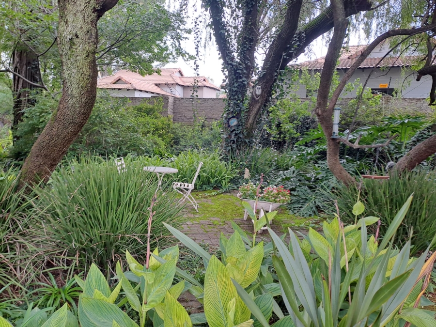 4 Bedroom Property for Sale in Three Rivers Proper Gauteng