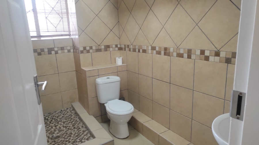 2 Bedroom Property for Sale in Benoni Central Gauteng