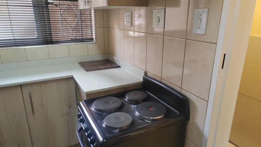 2 Bedroom Property for Sale in Benoni Central Gauteng