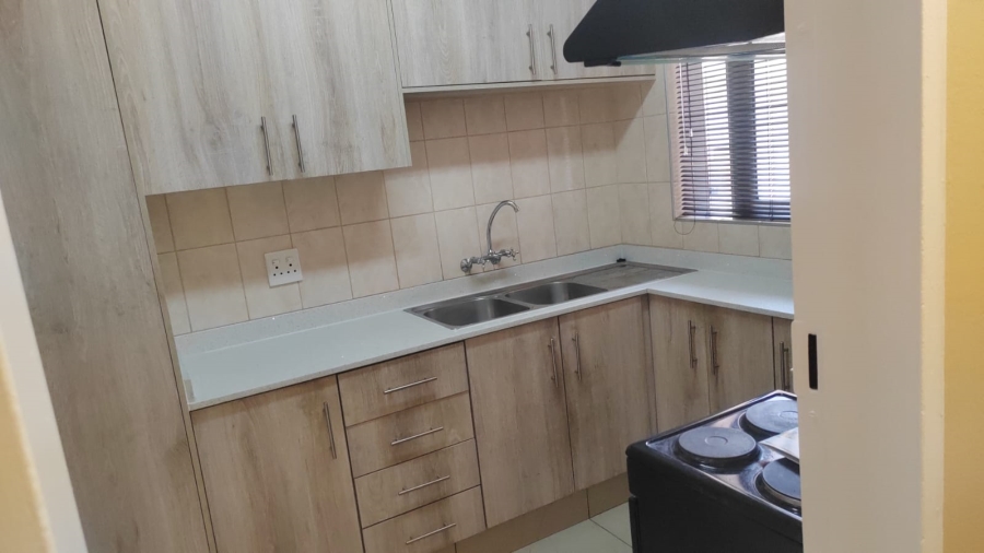 2 Bedroom Property for Sale in Benoni Central Gauteng
