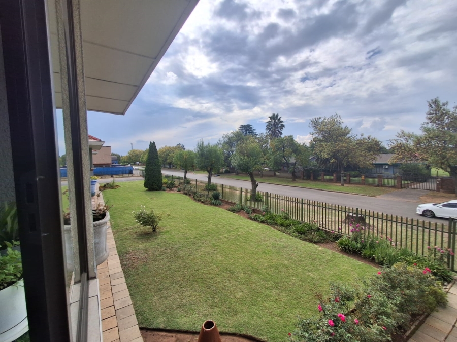 2 Bedroom Property for Sale in Three Rivers Gauteng