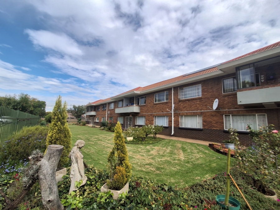 2 Bedroom Property for Sale in Three Rivers Gauteng