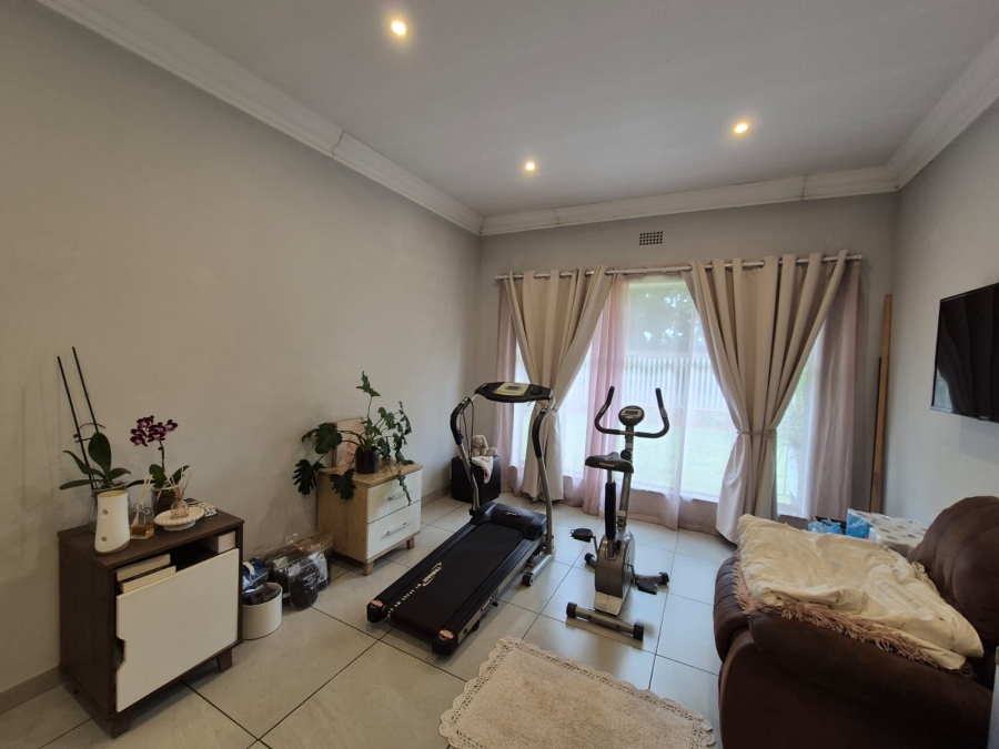 5 Bedroom Property for Sale in Vanderbijlpark SE 2 Gauteng