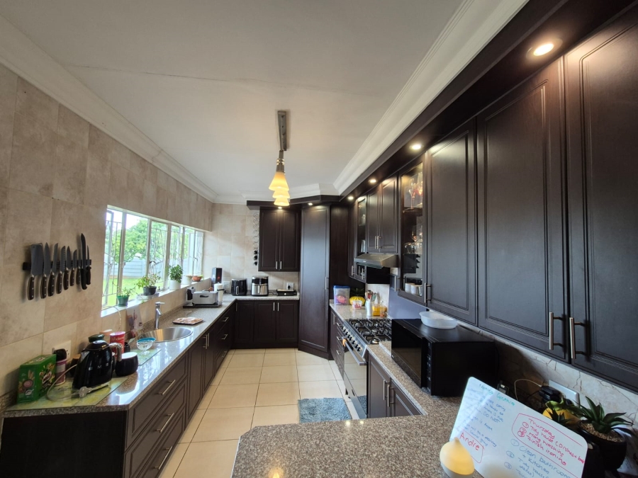 5 Bedroom Property for Sale in Vanderbijlpark SE 2 Gauteng