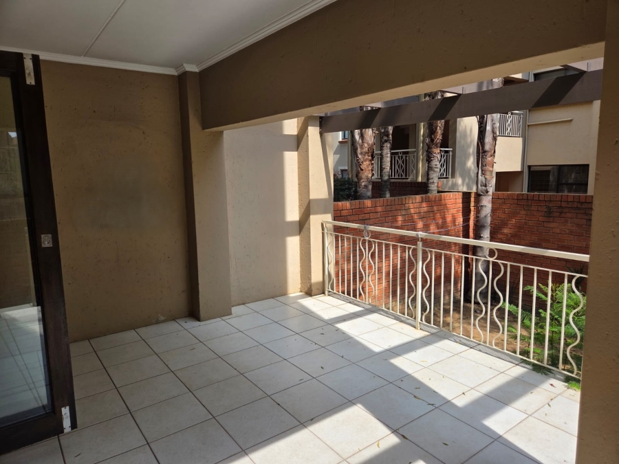 2 Bedroom Property for Sale in Sunninghill Gauteng