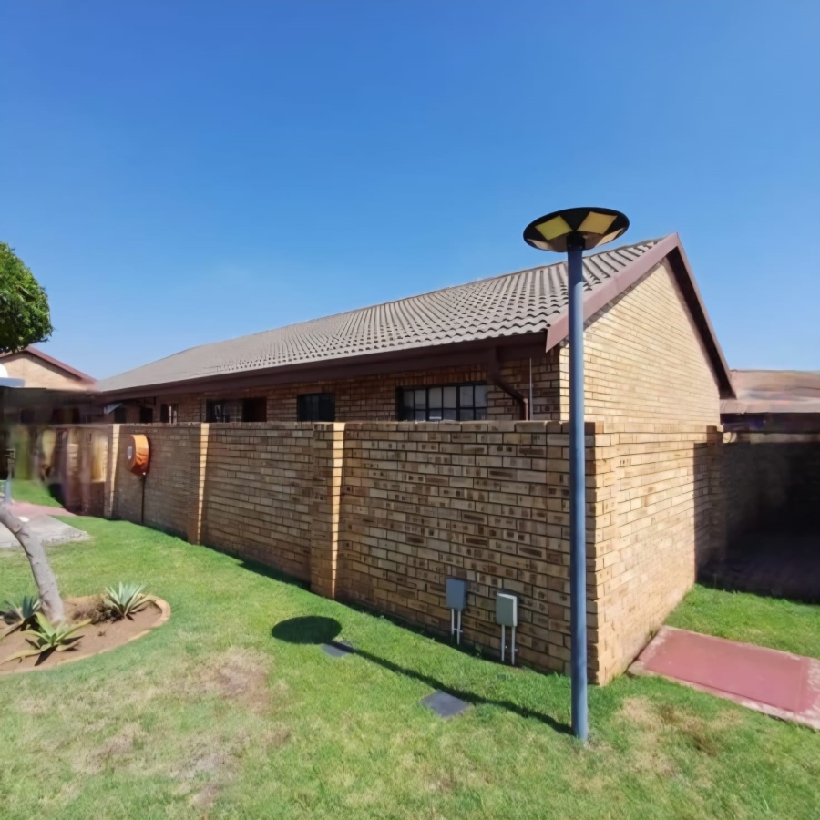 2 Bedroom Property for Sale in Riversdale Gauteng