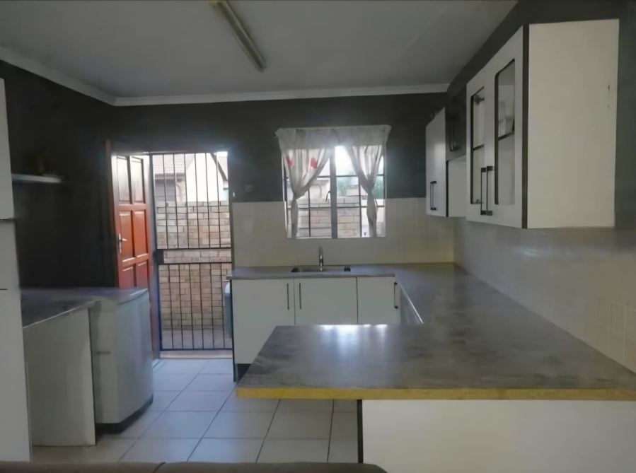 2 Bedroom Property for Sale in Riversdale Gauteng