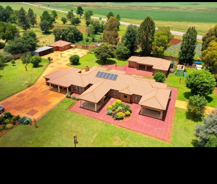 5 Bedroom Property for Sale in Springs Rural Gauteng