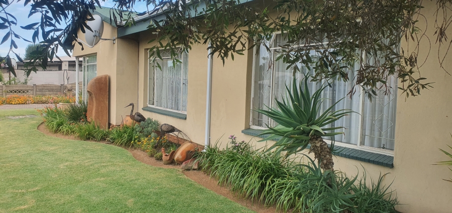 3 Bedroom Property for Sale in Heidelberg Industrial Gauteng