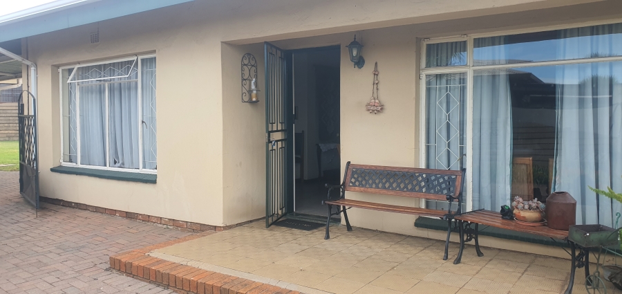 3 Bedroom Property for Sale in Heidelberg Industrial Gauteng