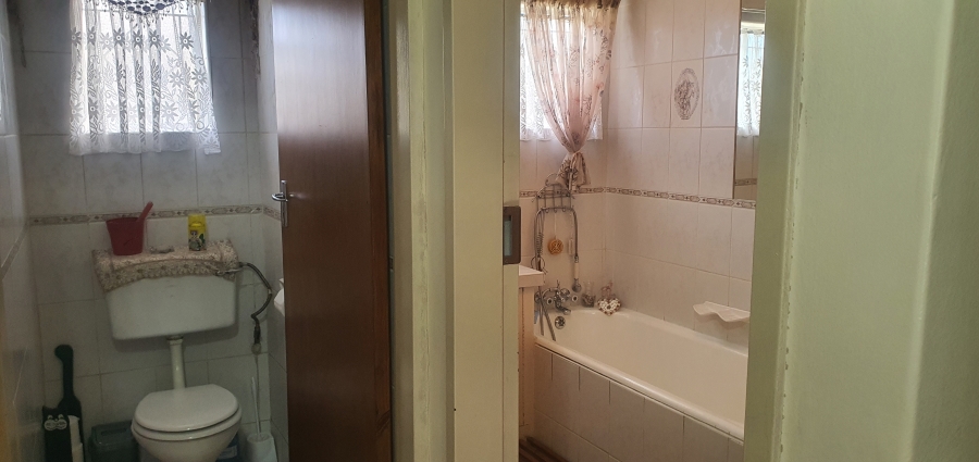 3 Bedroom Property for Sale in Heidelberg Industrial Gauteng