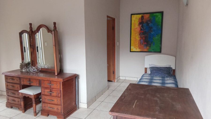 4 Bedroom Property for Sale in Glen Donald A H Gauteng