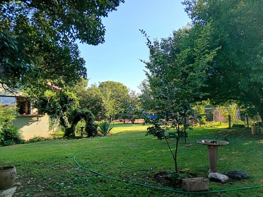 4 Bedroom Property for Sale in Glen Donald A H Gauteng