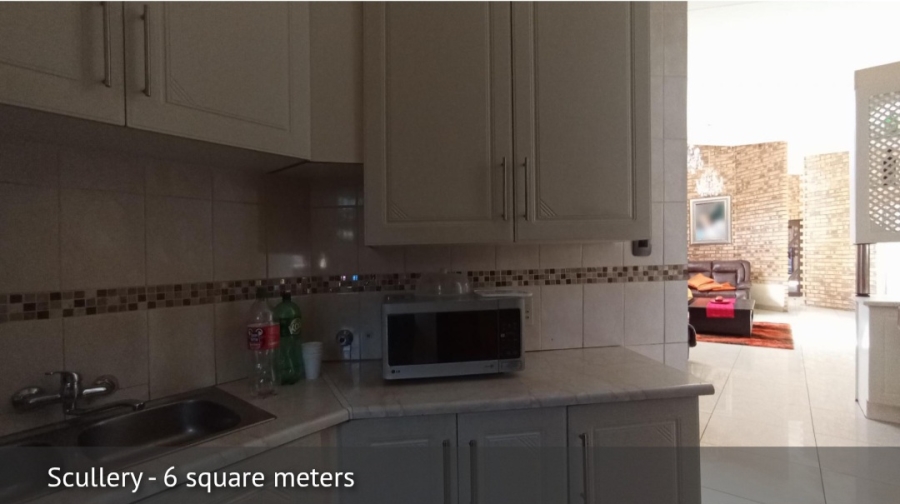 4 Bedroom Property for Sale in The Orchards Gauteng