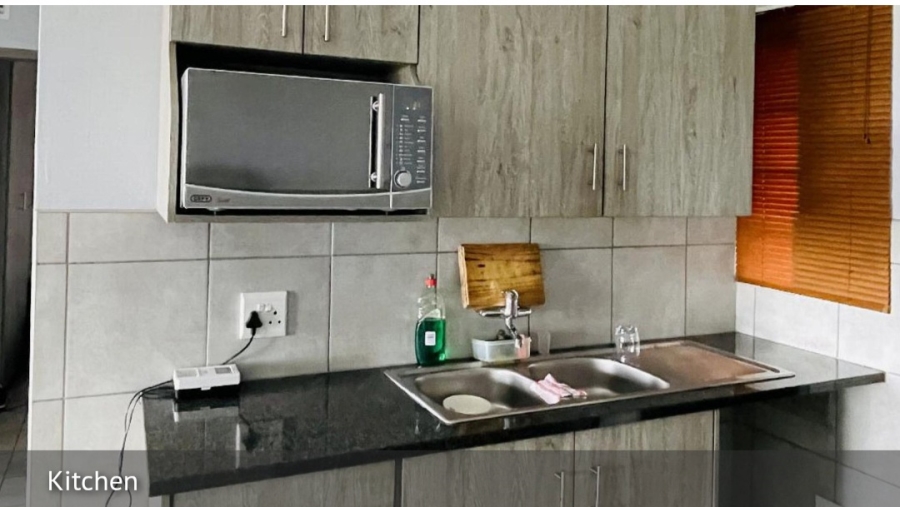 2 Bedroom Property for Sale in Heuweloord Gauteng