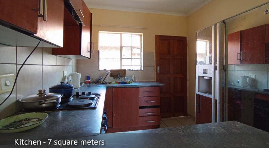 2 Bedroom Property for Sale in The Orchards Gauteng