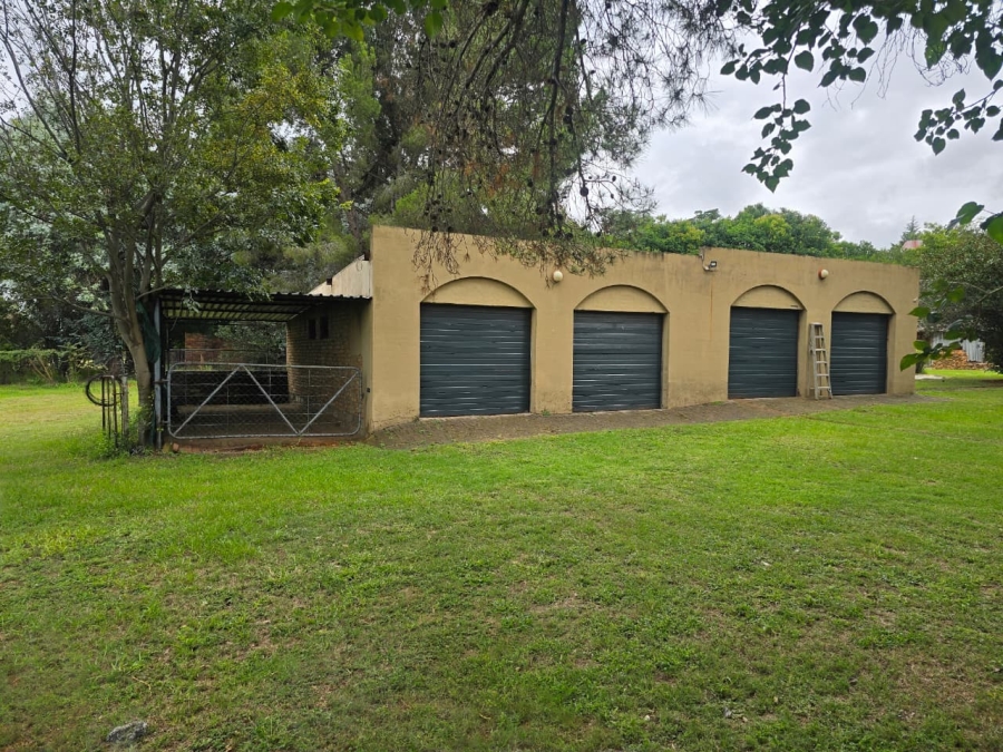 5 Bedroom Property for Sale in Glen Donald A H Gauteng