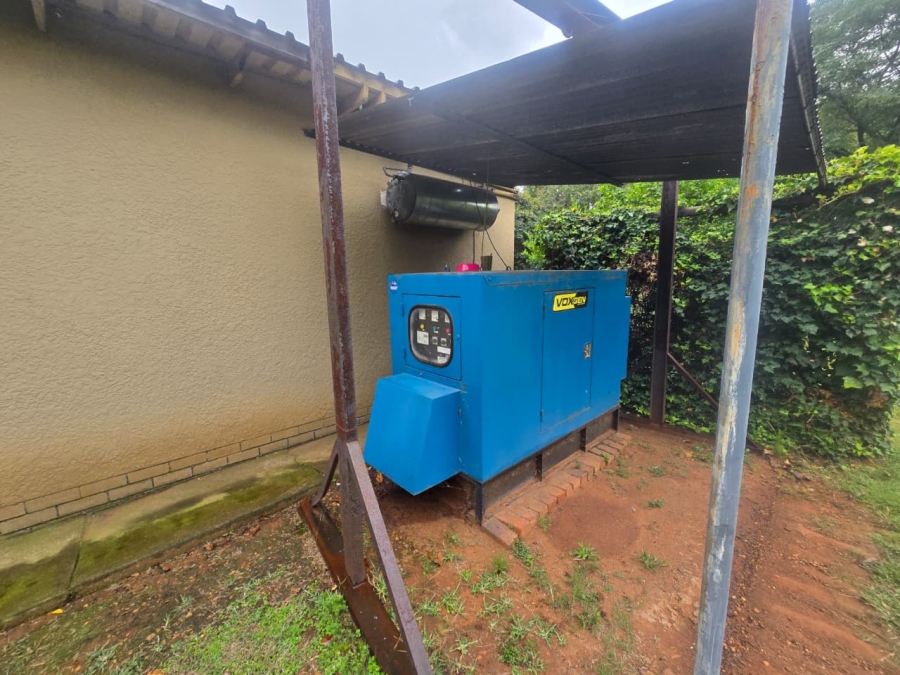 5 Bedroom Property for Sale in Glen Donald A H Gauteng