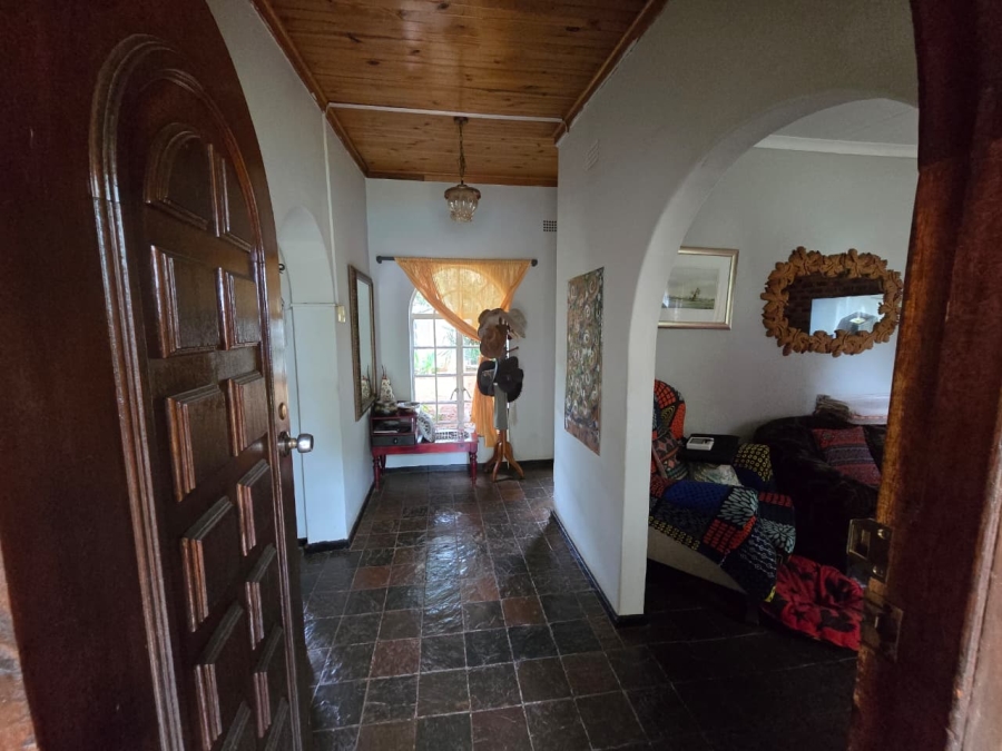 5 Bedroom Property for Sale in Glen Donald A H Gauteng