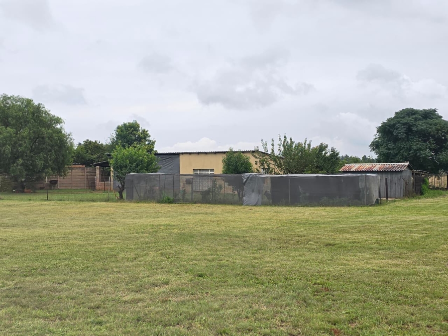 5 Bedroom Property for Sale in Glen Donald A H Gauteng