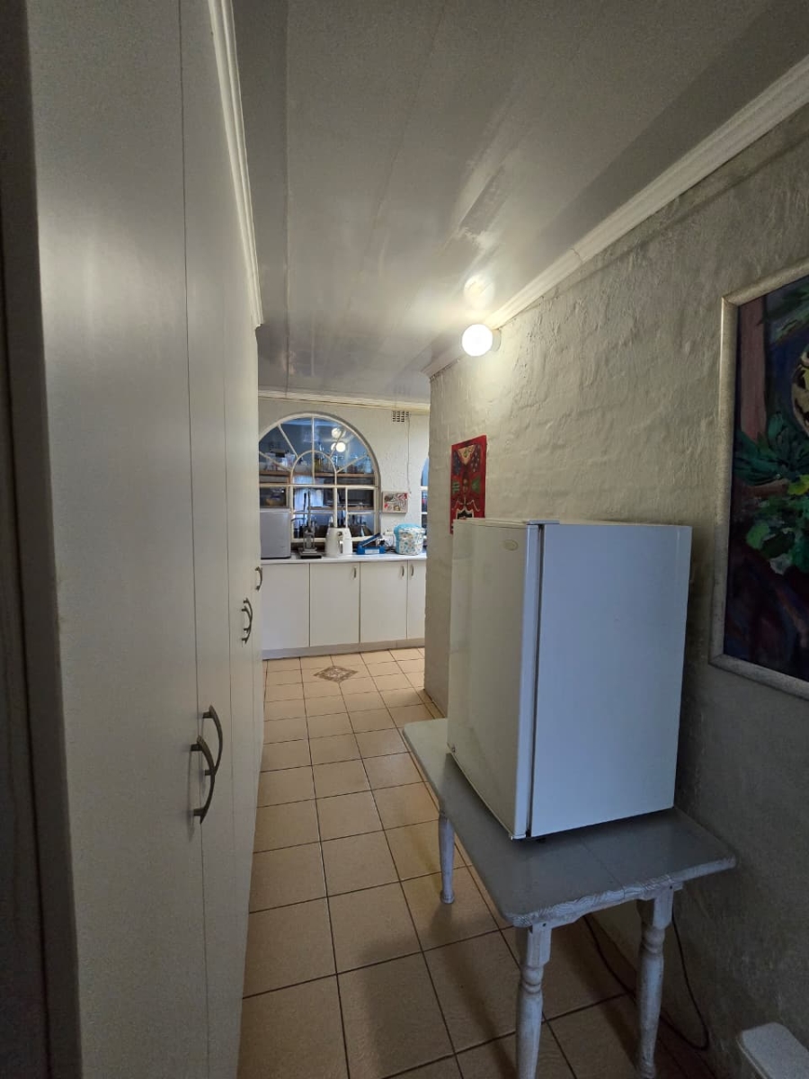 5 Bedroom Property for Sale in Glen Donald A H Gauteng