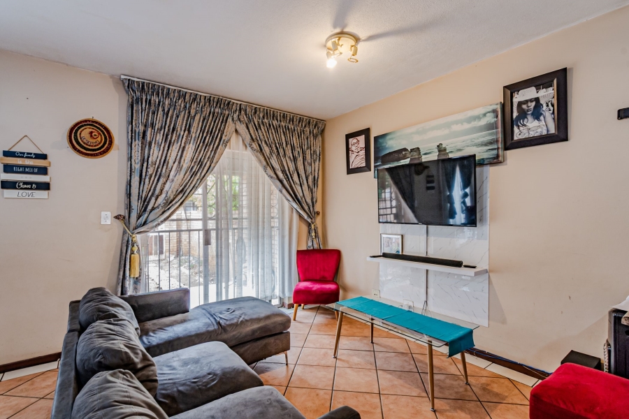 2 Bedroom Property for Sale in Equestria Gauteng