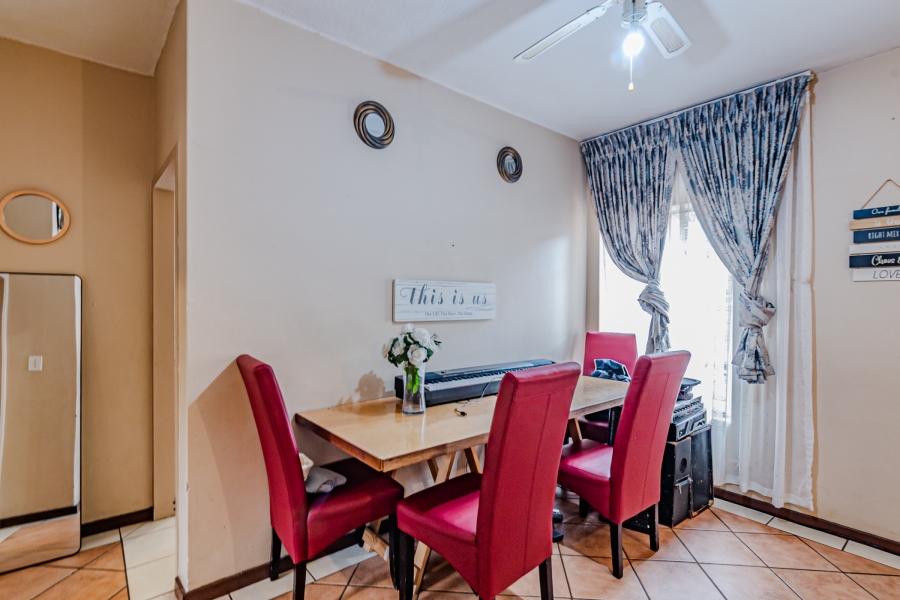 2 Bedroom Property for Sale in Equestria Gauteng