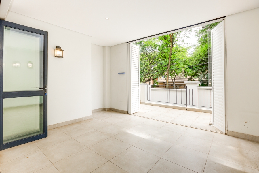 2 Bedroom Property for Sale in Bryanston Gauteng