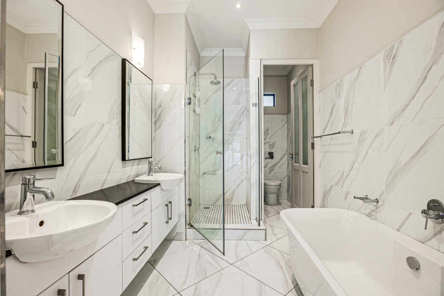 2 Bedroom Property for Sale in Bryanston Gauteng