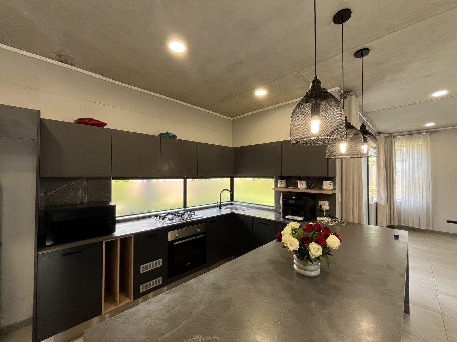 To Let 4 Bedroom Property for Rent in North Riding Gauteng