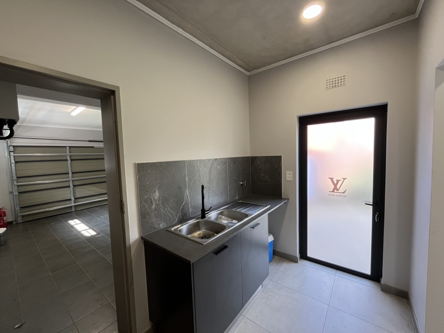 To Let 4 Bedroom Property for Rent in North Riding Gauteng